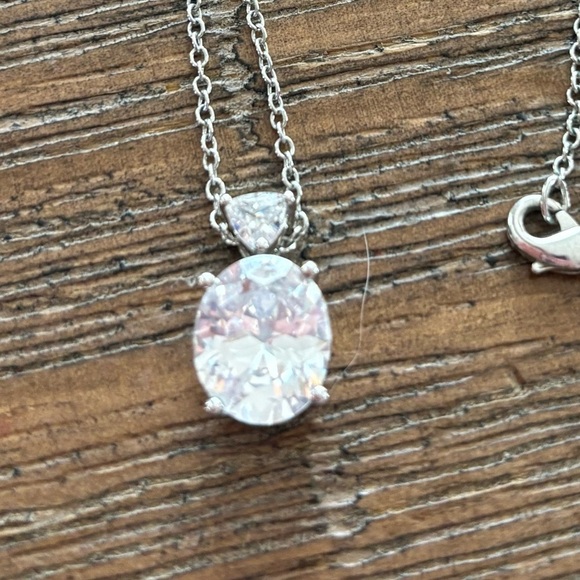 NVC "Nataliya V Collister" Oval Gem Pendant on Silver Chain - Picture 4 of 5